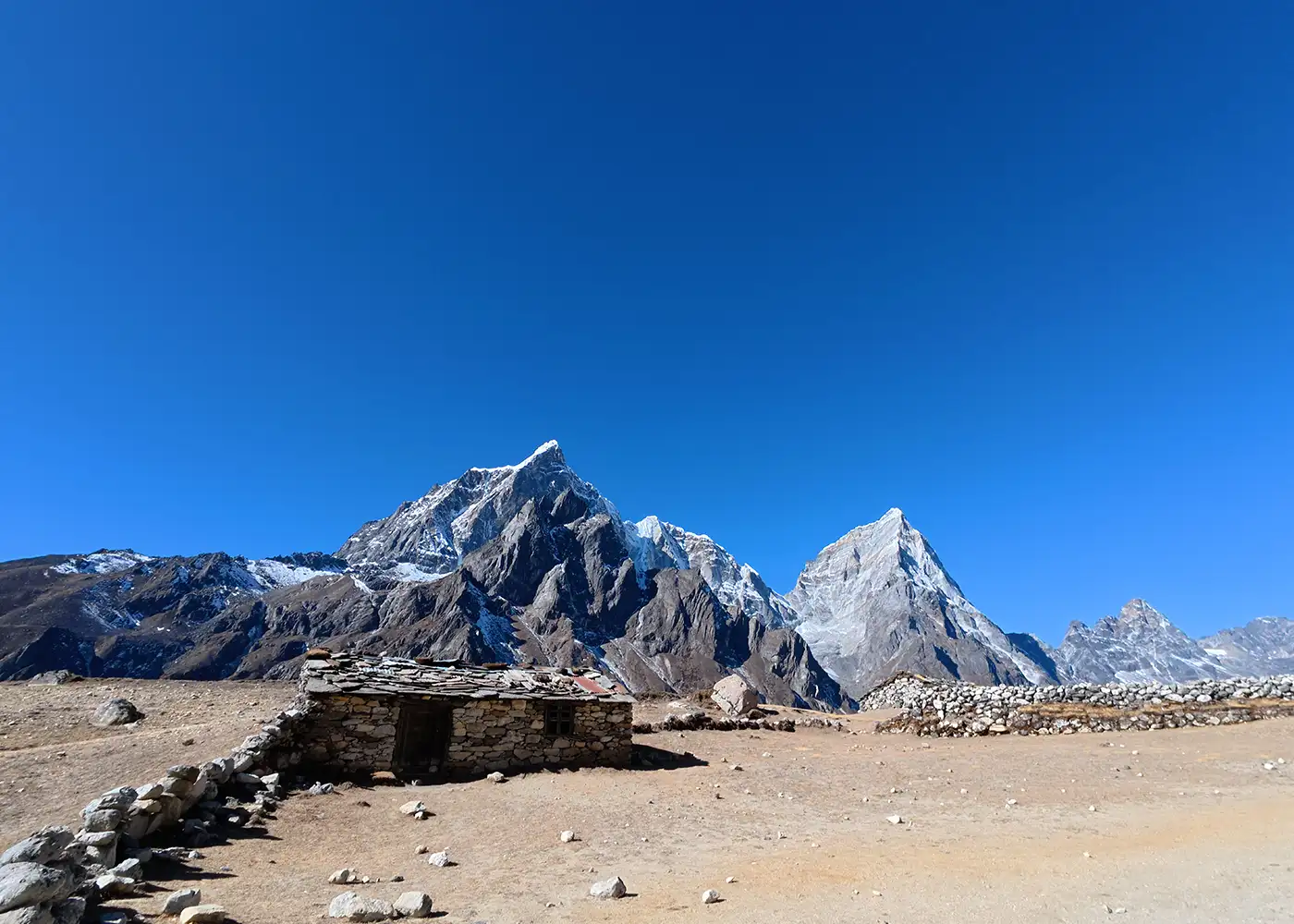 Scenery along the Everest Two Passes Trek